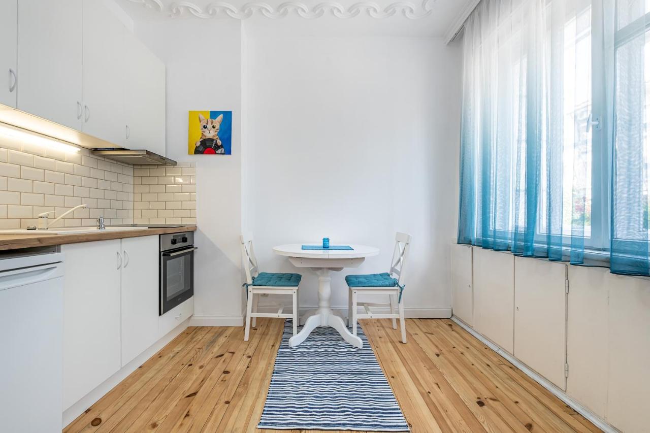 Jazz & Wine - Luxury Apartment By The Sea & Parking & Hbo & Netflix Varna Exterior photo